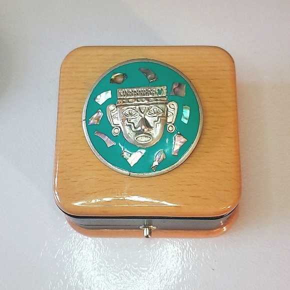 Mexican Light Teal Enameled Vintage Brooch w/ Inlaid Abalone Shell, Alpaca - Picture 1 of 3